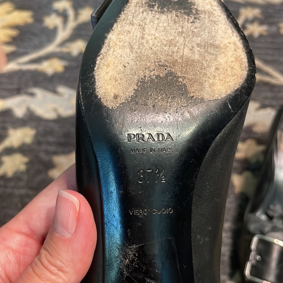 Prada kitten heels - Picture 3 of 4